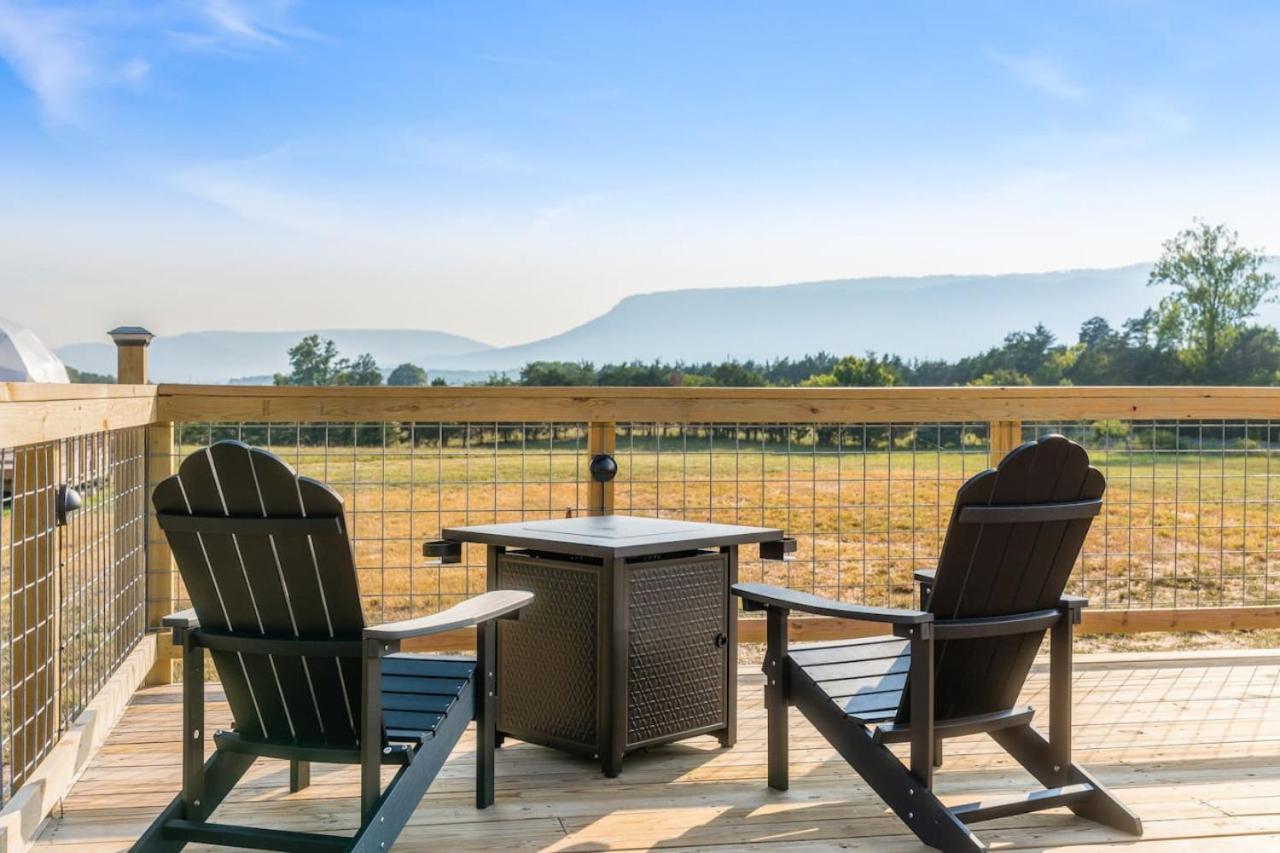 Tranquil Dome At Faraway Camp Guest House Luray Bagian luar foto