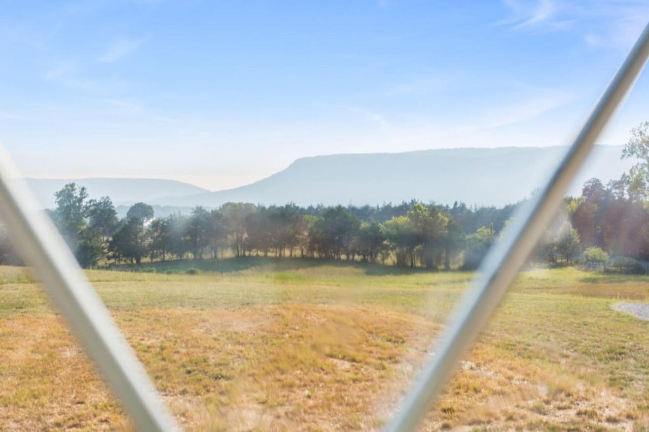 Tranquil Dome At Faraway Camp Guest House Luray Bagian luar foto
