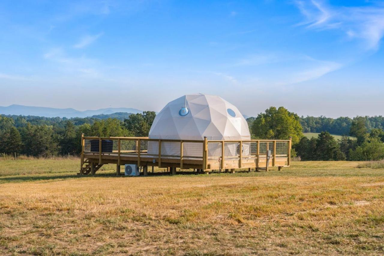 Tranquil Dome At Faraway Camp Guest House Luray Bagian luar foto